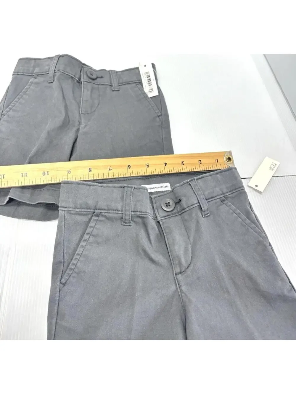 Boys Chino Shorts 2-Pack Gray Twill Size 2T Toddler Amazon Essentials New